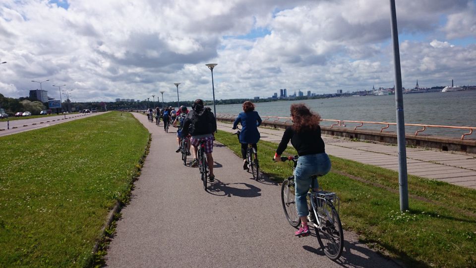 Best of Tallinn 2-Hour Bike Tour - Location and Meeting Point
