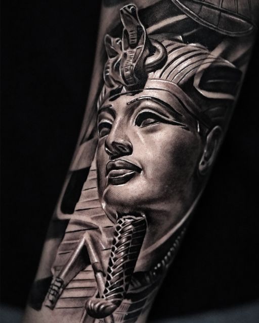 Black and Grey Realistic Tattoo With Daniel Muñoz - Additional Charges for Customized Designs