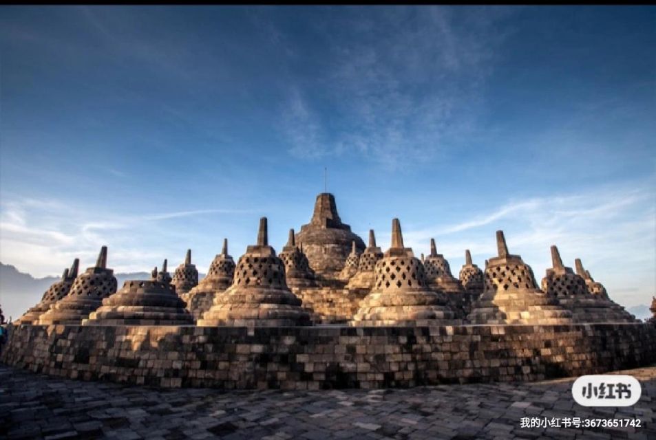 Borobudur Tour and Sunrise Punthuk Setumbu - Common questions