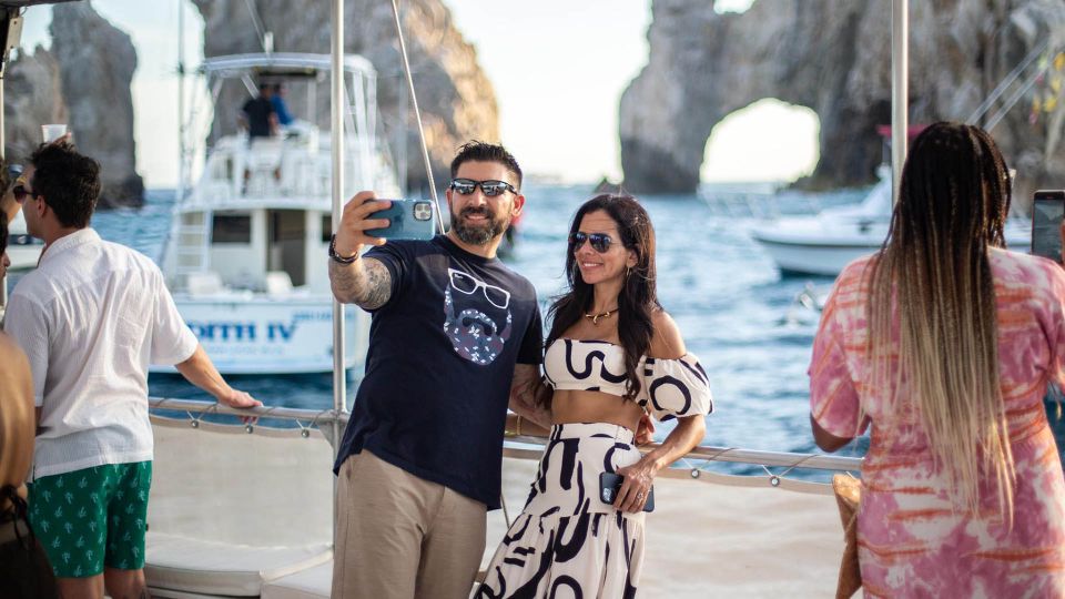 Cabo San Lucas: Sunset Party Cruise With Open Bar - Sunset Views and Landmarks