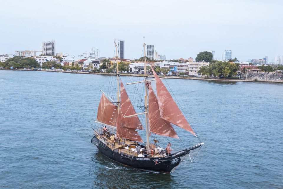 Cartagena, COL : Island Beach Trip on a Pirate Ship & Lunch - Directions