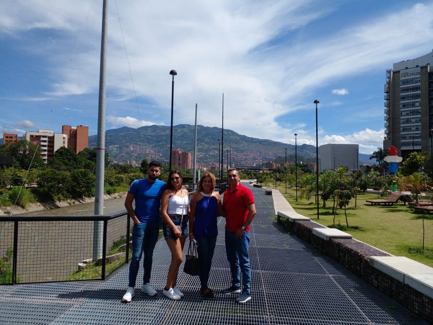 City Tour, Comuna 13, Metro Cable, Botero Park, Little Paisa Village - Practical Tips for Your Tour