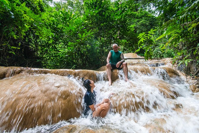 Climb Sticky Waterfall Like a Spiderman - Common questions