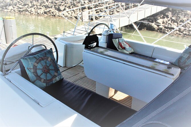 Coastal Tour on a Luxury Sailing Yacht From Vilamoura - Customer Reviews