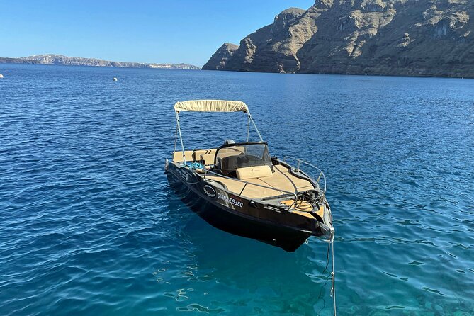 Cruise in Santorini in Luxury No License Required (Boat Diana) - Common questions