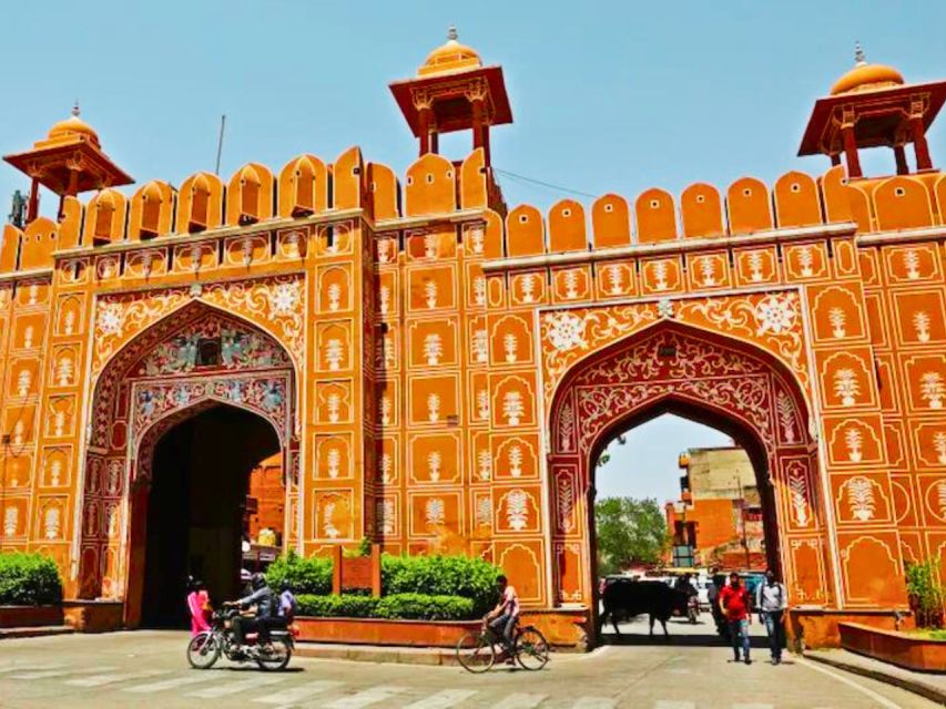 Cultural Walking Tour of Jaipur With Local Snacks - Unique Selling Points