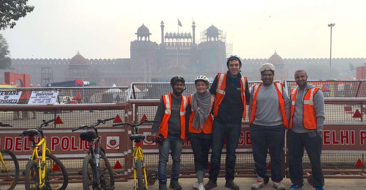 Delhi: Red Fort and Old Delhi Sunrise Cycle Tour - Common questions