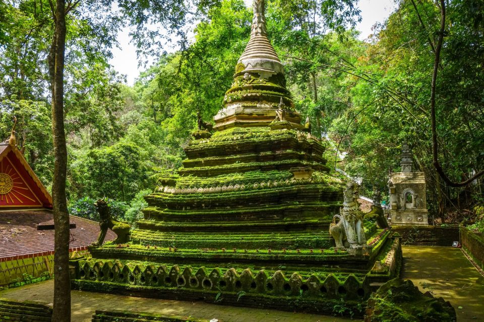 Discover Lanna Culture: Alms Offering to Monks at Doi Suthep - Common questions