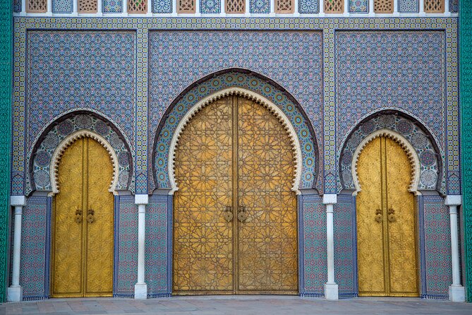 Discover the Medina of Fez and It Secrets: Fez Medina Guided Day Tour - Tips for Navigating Fez Medina