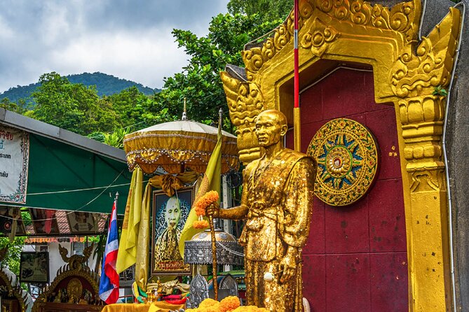 Doi Suthep and Wat Pha Lat Sunrise Tour (Small Group Only) - Last Words