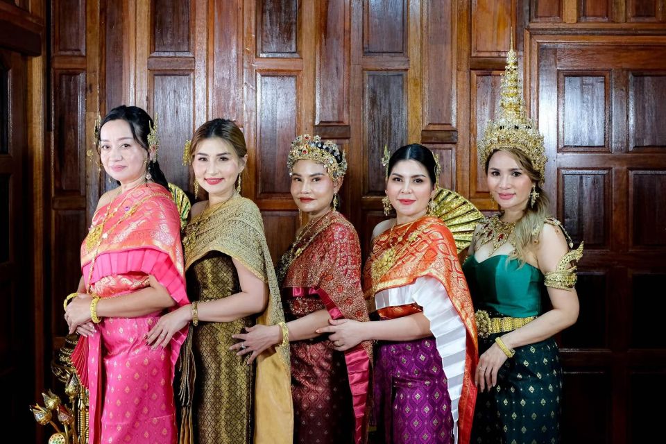 Dress in Thai Costume and Photoshoot at Thai Wooden House - Common questions
