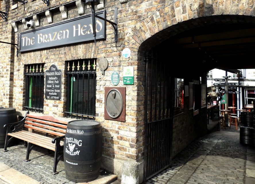 Dublin: Old Town's Famous Pubs Outdoor Escape Game - Common questions