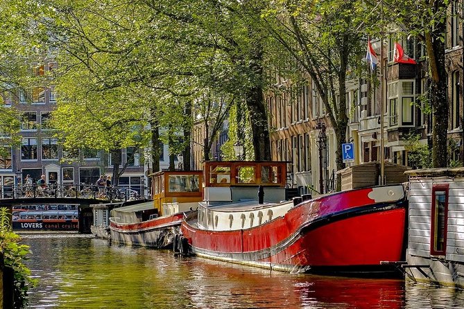 Extraordinary Experience of a Houseboat Life in Amsterdam! Private Tour. - Local Drinks and Refreshments Included