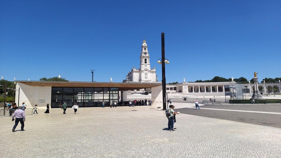 Fátima Sanctuary and Little Shepherds Houses Private Tour - Directions