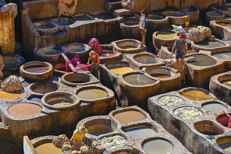 Fez Guided Tour With Lunch From Casablanca - Private Guide Experience