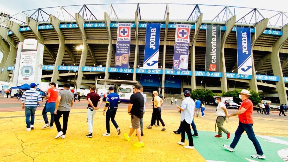 Football Soccer Matchday Experience in México City - Transport and Logistics