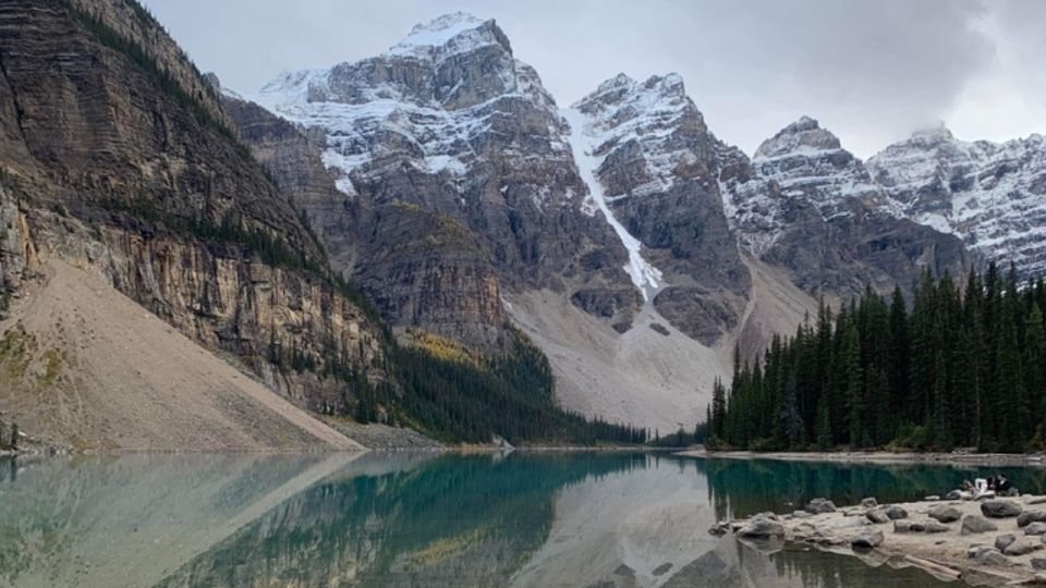 From Banff/Canmore: Moraine Lake & Lake Louise Experience - Booking Information