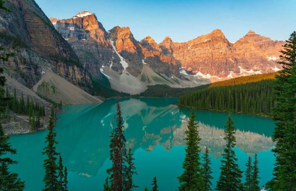 From Canmore/Banff: Sunrise at Moraine Lake - Guided Shuttle - Pickup Locations