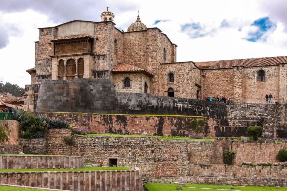From Cusco: Machu Picchu 7 Lagoons 8 Days 2 Star Hotel - Exploring Moray Archaeological Center