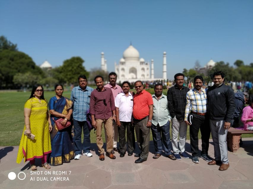 From Delhi: Taj Mahal & Agra Fort Day Tour - Live Tour Guides