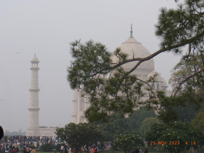 From Delhi: Taj Mahal and Agra Fort Private Sunrise Tour - Common questions
