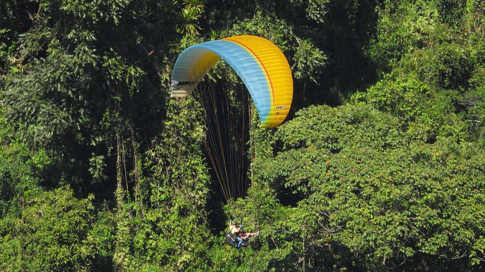 From Guatape:Paragliding and River Tubing Private Experience - Paragliding Equipment Inclusions
