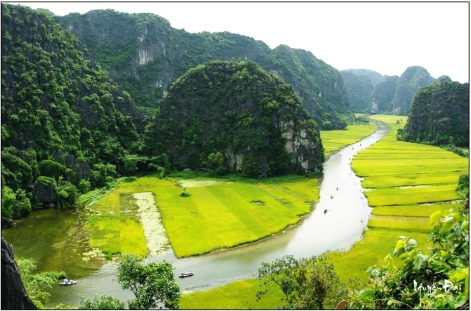 From Hanoi: Hoa Lu & Tam Coc With Buffet Lunch & Cycling - Location Information