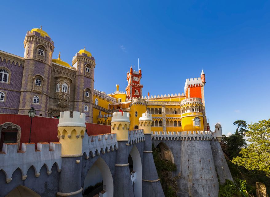 From Lisbon: Sintra Tour, Pena Palace, Roca & Cascais - Directions & Itinerary