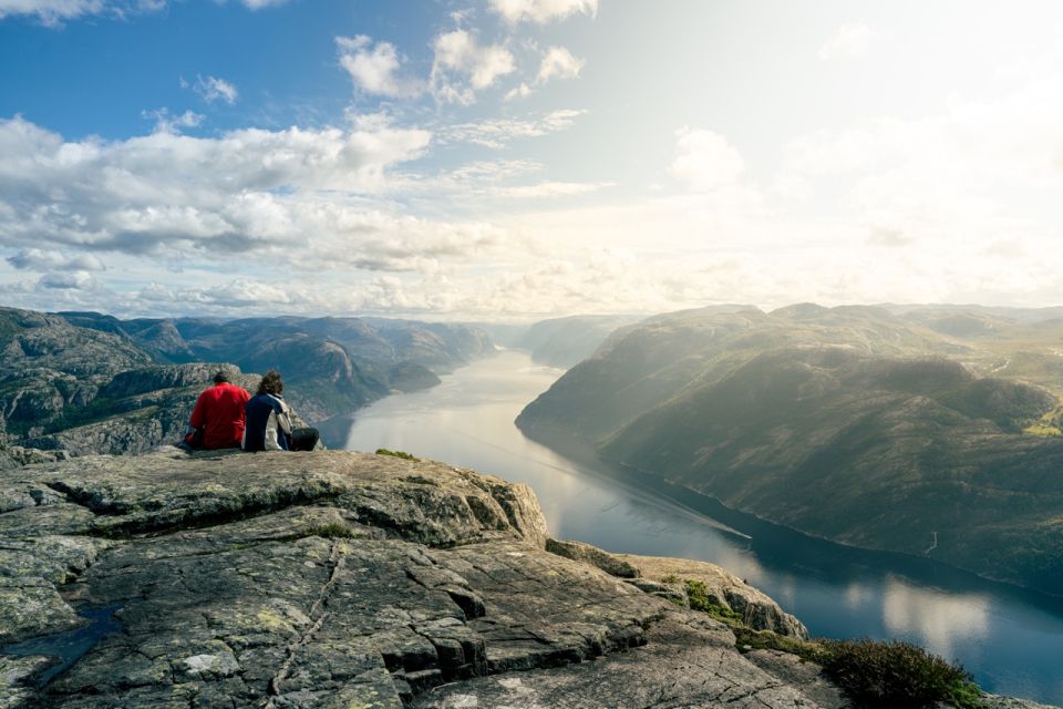 From Stavanger: Pulpit Rock Guided Hike With Pickup - Guided Hike With Local Insights
