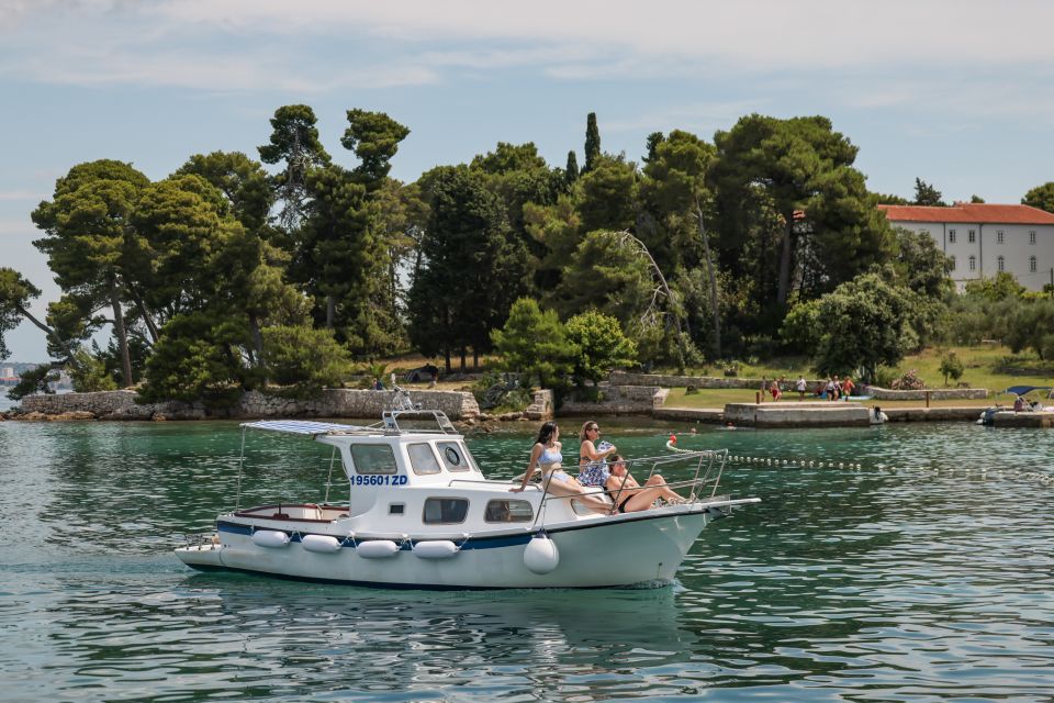From Zadar: Private Boat Tour to Croatian Islands - Local Cuisine Experience