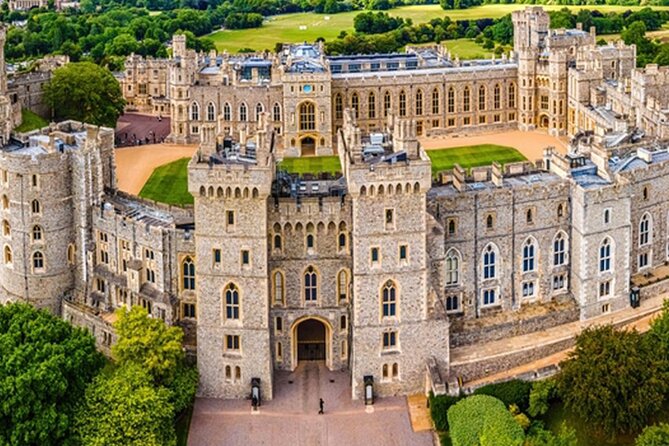 Full Day Guided Tour From London to Oxford and Windsor Castle - Common questions