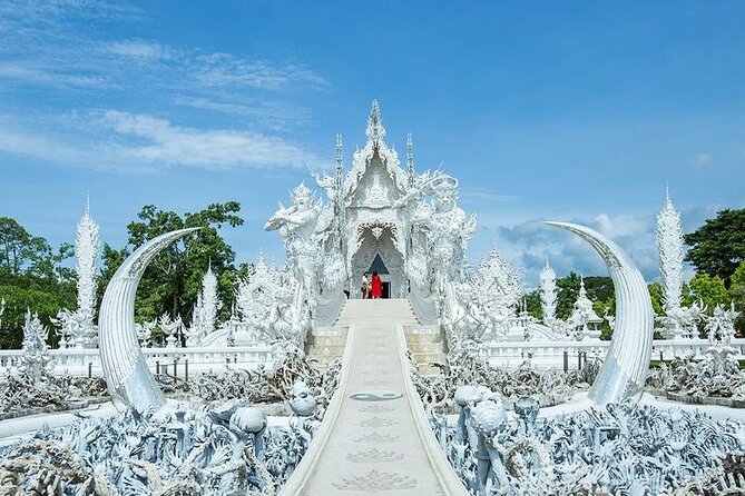Full Day Tour in Chiang Rai White Temple and Golden Triangle - Common questions