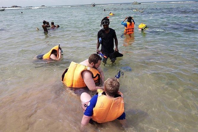 Glass Bottom Boat Tour and Snorkeling Hikkaduwa - Customer Reviews and Ratings