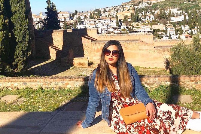 Granada: Alhambra Comlex Nasrid Palaces Albaicin Guided Tour - Last Words