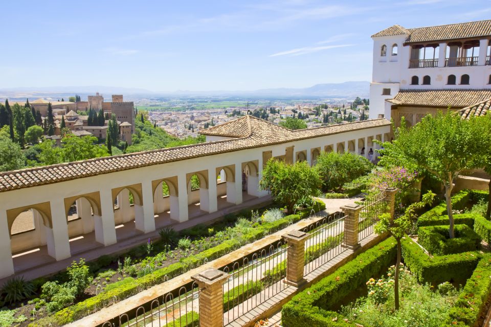 Granada: Full-Day Trip From Seville With Transfers - Transportation and Logistics