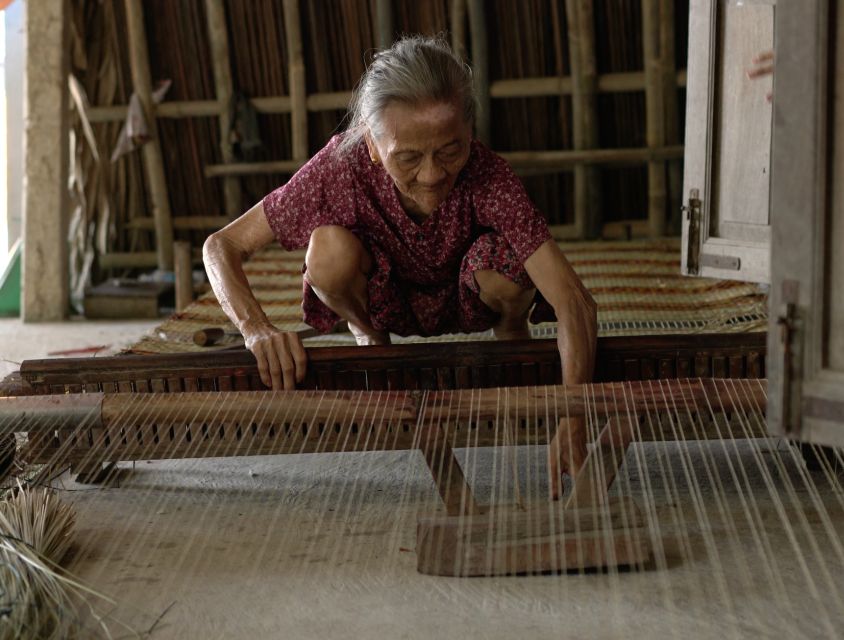 Hoi An: Morning Countryside Tour by Bike - Expert Guide and Local Insights