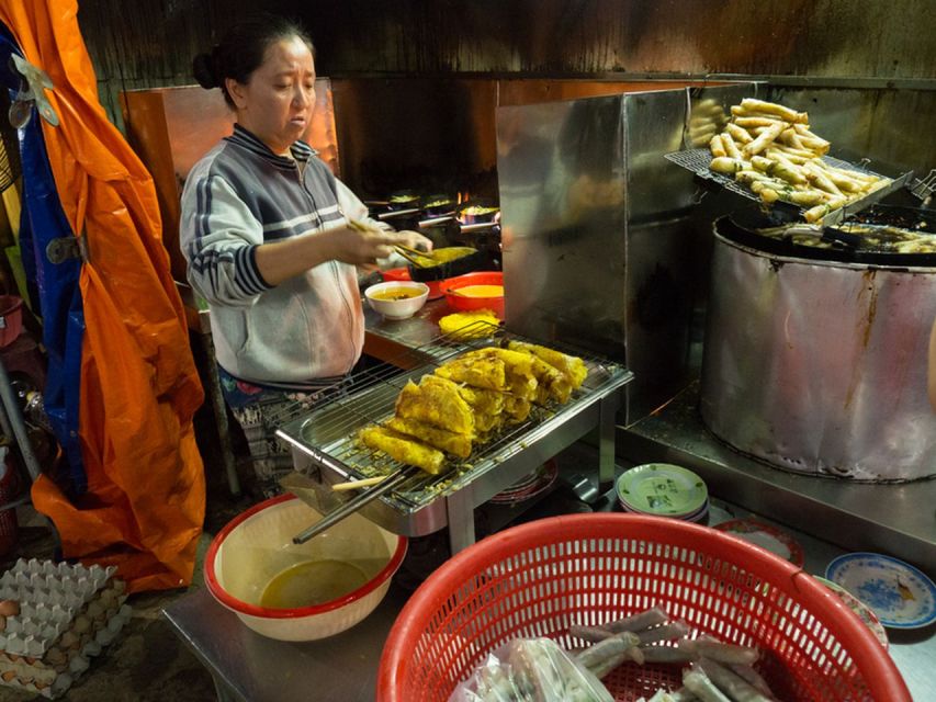 Hoi An: Night Food Tasting Tour - Tour Highlights