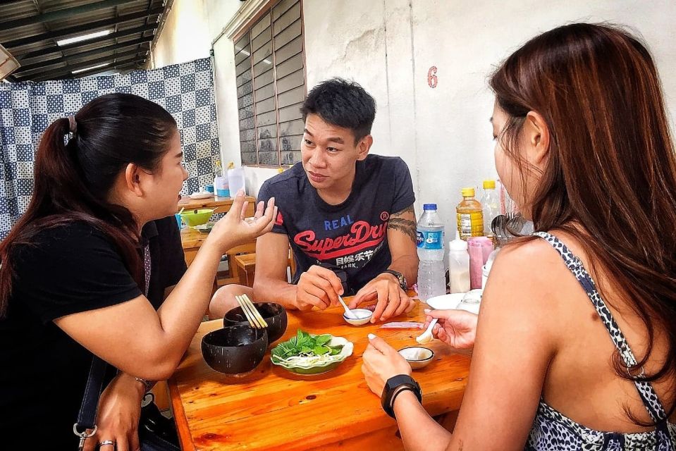 Hua Hin: Eat Like a Local Thai Food Tour - Local Cuisine Exploration