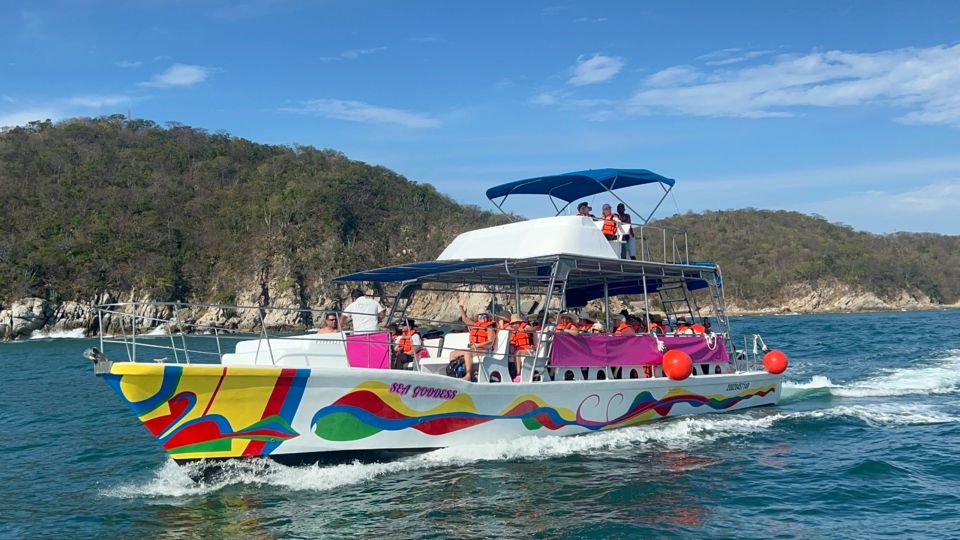 Huatulco: Premium Boat Tour With Snorkel Experience. - Common questions