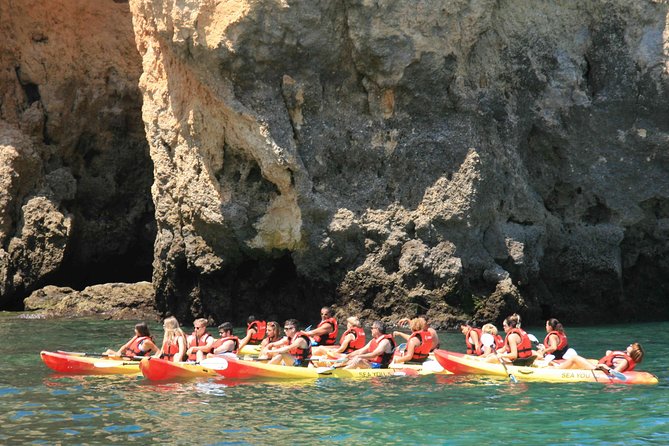 Kayak 2H30 Grottos Ponta Da Piedade - Lagos - Common questions