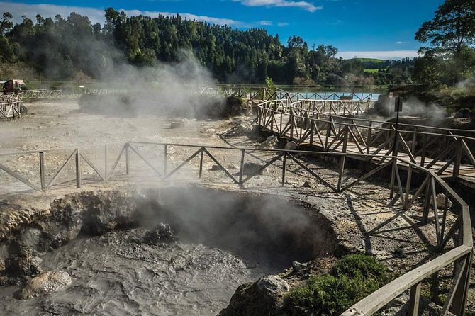 Kayaking and Mountain Biking in Furnas - Highlights