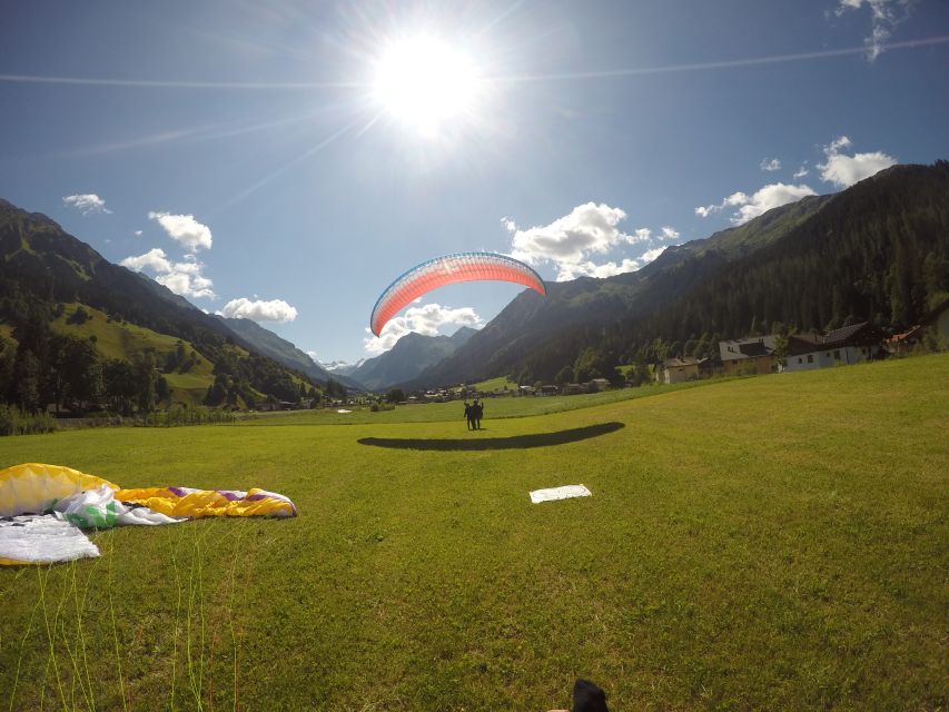 Klosters: Tandem Paragliding Experience Summer and Winter - Common questions