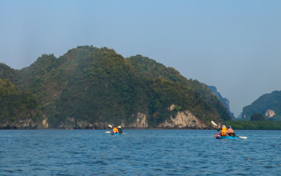 Krabi: Sunset Kayaking Ao Thalane With Dinner BBQ - Safety Precautions