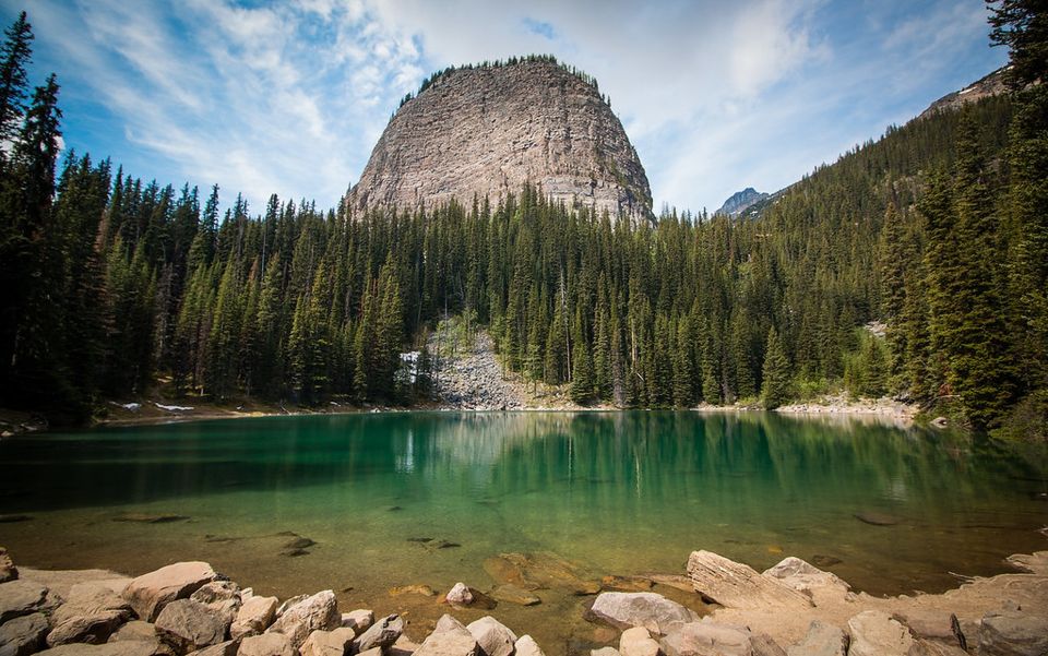 Lake Agnes Tea House Trail: Nature Tour With Audio Guide - Tour Starting Point