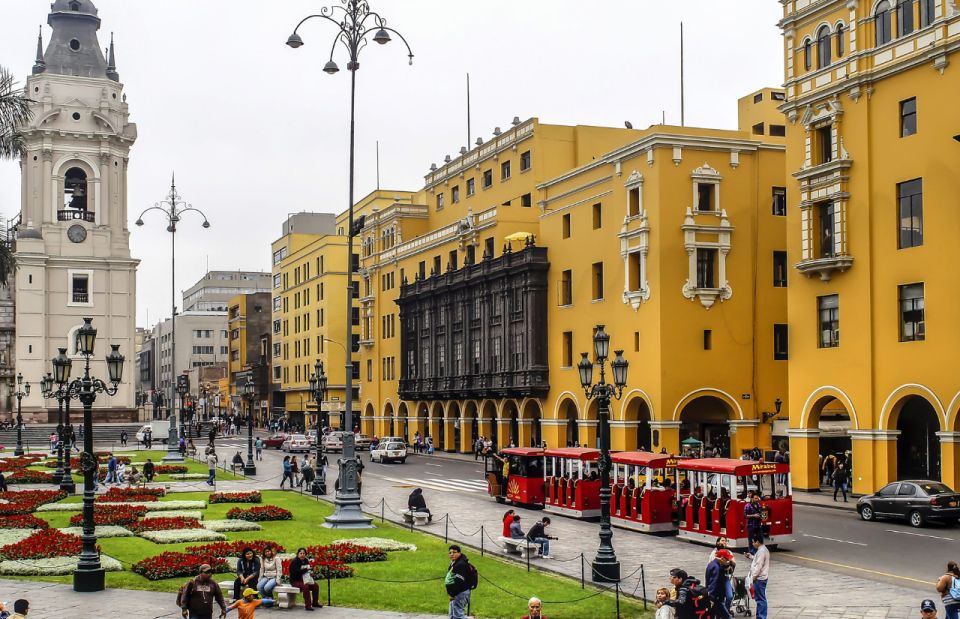 Lima 1 Day: Barranco, Historic Center and Gastronomy - Common questions