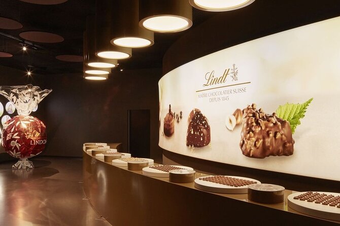 LINDT Home of Chocolate, Cruise On Lake Zurich And Old Town Walking Tour - Common questions