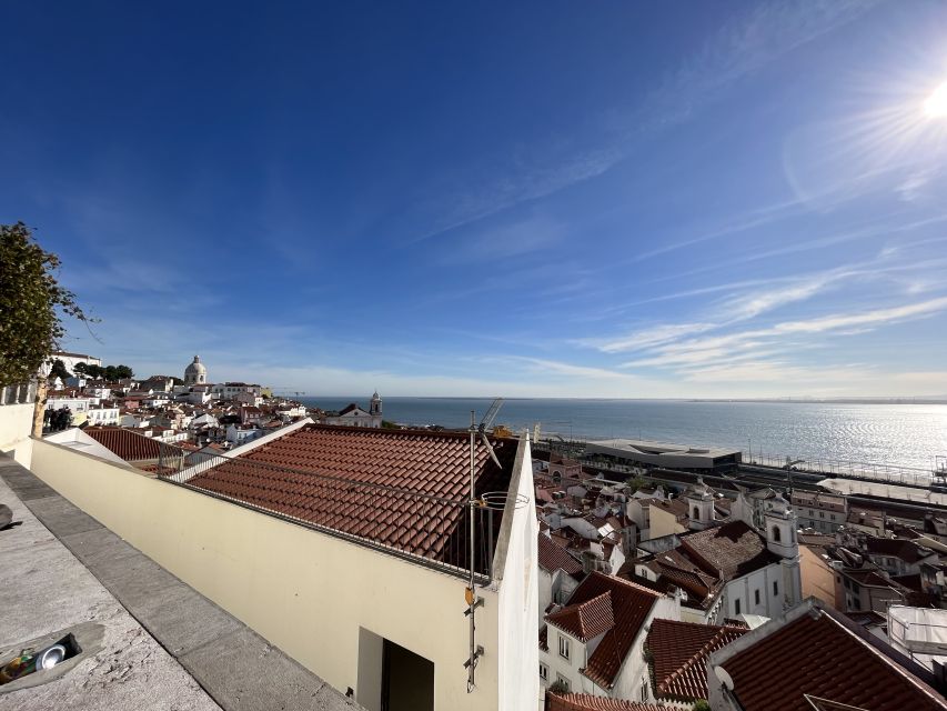 Lisbon City Tour - Baixa, Alfama or Belem Area - Common questions