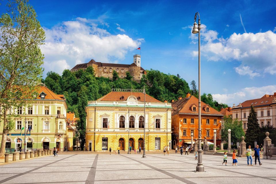 Ljubljana: Express Walk With a Local in 60 Minutes - Additional Details and Gift Option