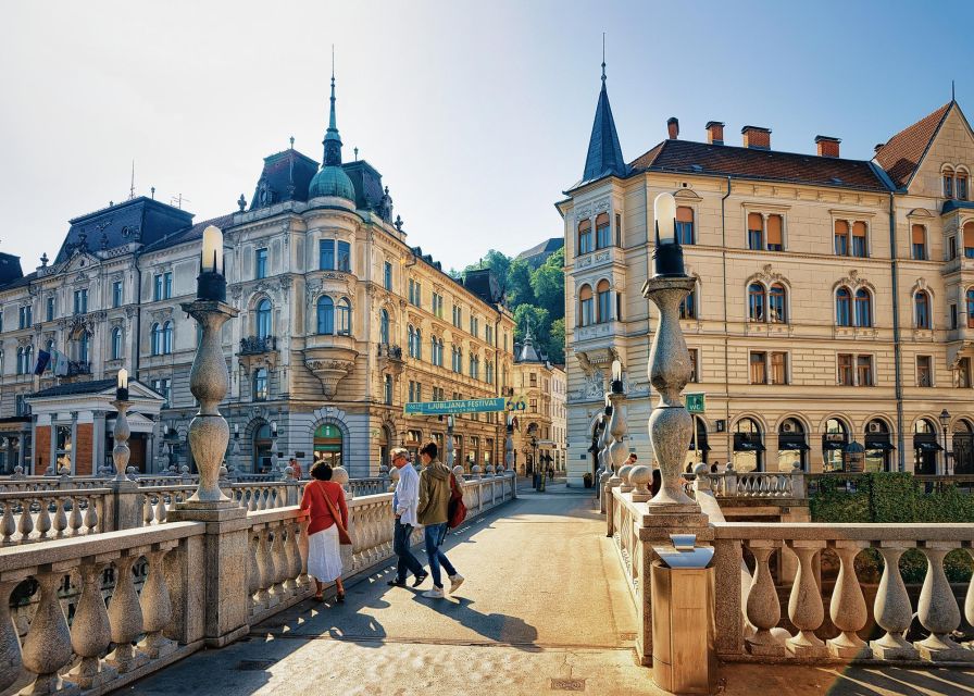 Ljubljana: Private Architecture Tour With a Local Expert - Important Tour Information