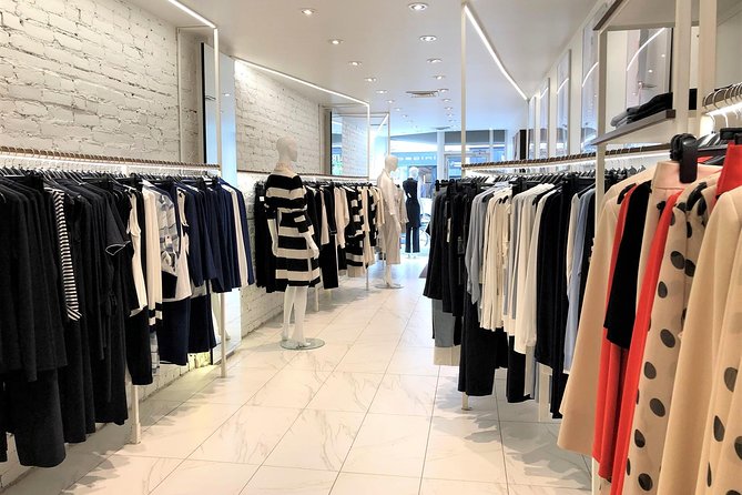 Local Fashion Luxury Shopping With A Style Coach - Common questions